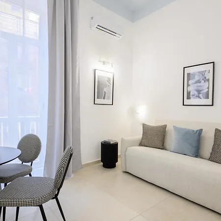 Into Mann Guest house Naples