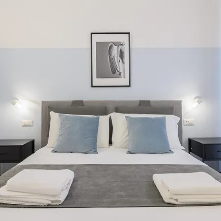 Apartment Into Mann