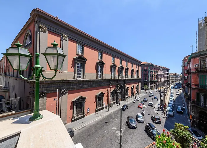 Apartment Into Mann Naples